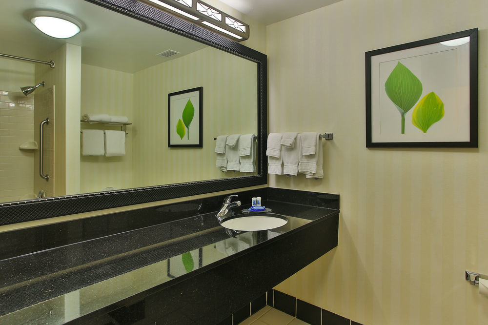 Fairfield Inn And Suites By Marriott San Antonio Northeast / Schertz / Rafb Bagian luar foto